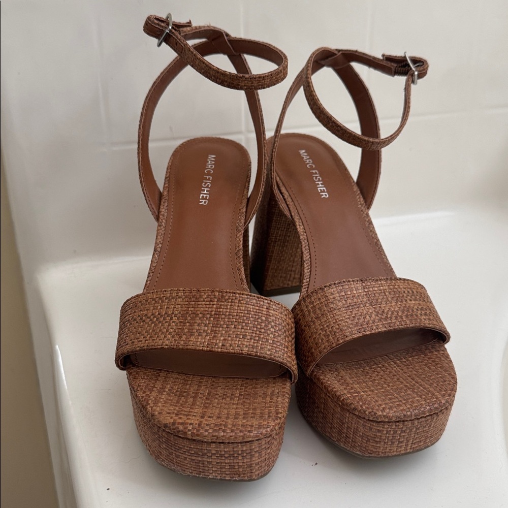 Marc Fisher Womens Sadel Brown Woven Block Heel Platform Sandals Shoes